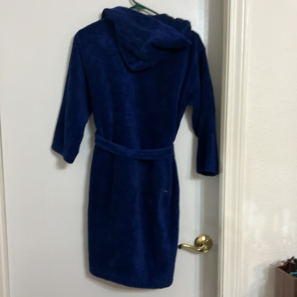 Kiwi made especially for you robe. - Picture 6 of 8